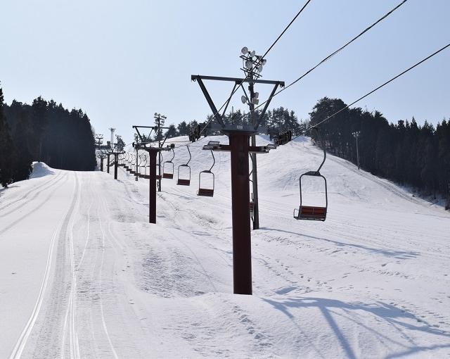木曽の住み込みスキー場バイト（スキー場の圧雪など）のサブ画像１
