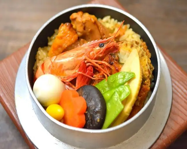 箱根の住み込みリゾートバイト（飲食店の全般業務）の画像２