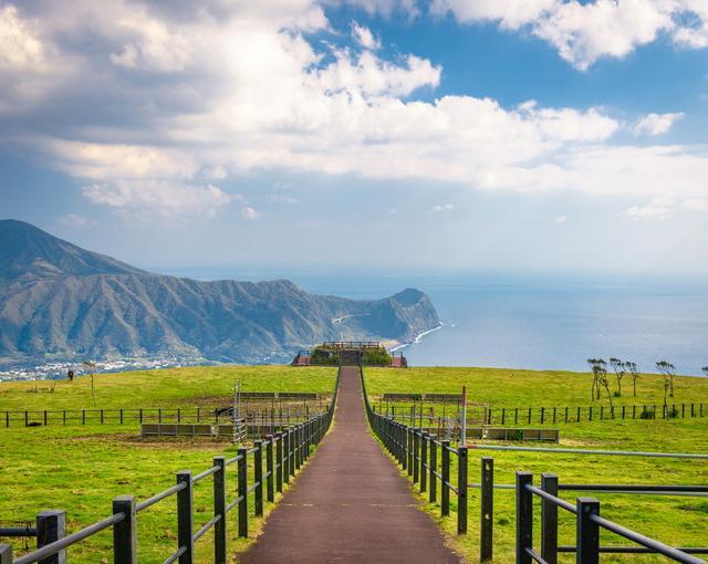 八丈島の住み込みリゾートバイト（ホテルのレストラン・調理補助）の画像２