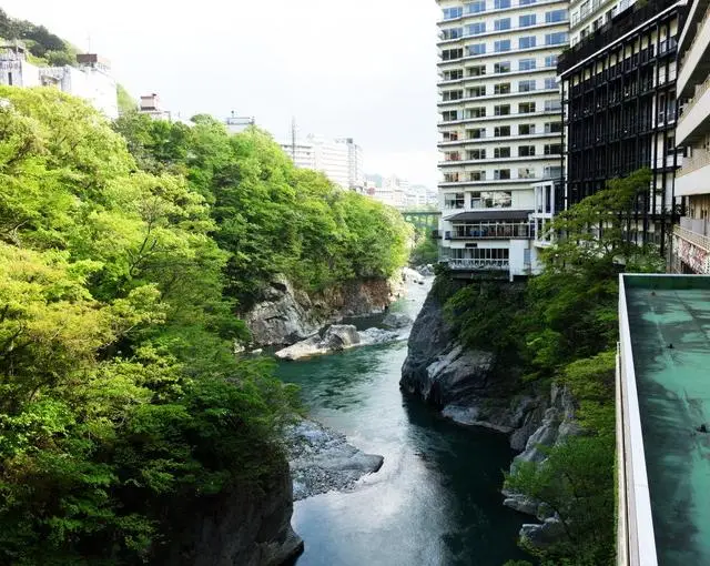 鬼怒川温泉の住み込みリゾートバイト（旅館の全般業務）の画像２