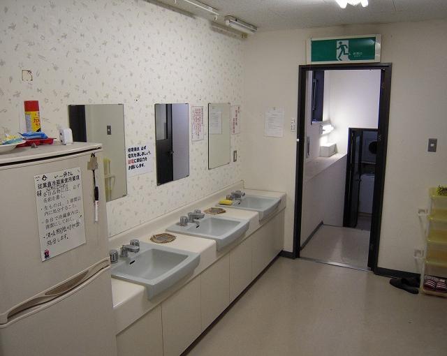 立山の住み込みリゾートバイト（駅の中でのお仕事）のサブ画像４