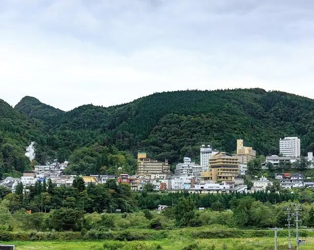 鳴子温泉の住み込みリゾートバイト（旅館のレストラン・フロントなど）のサブ画像１