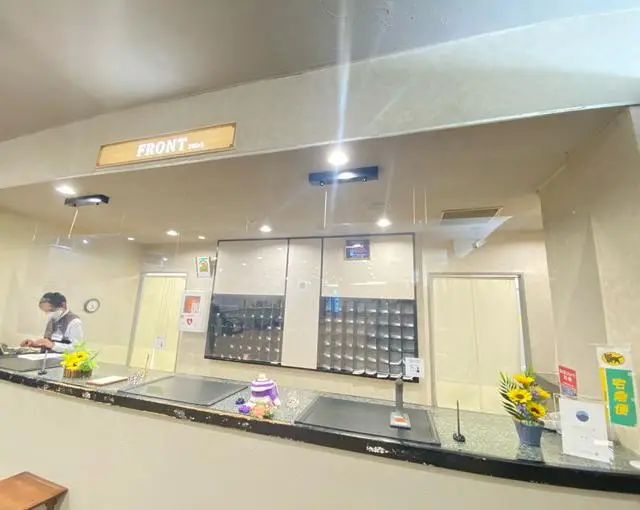 白樺湖の住み込みスキー場バイト（ホテルのフロント、スキーレッスン）の画像２