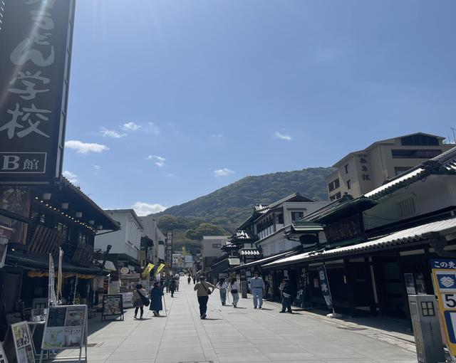 琴平温泉の住み込みリゾートバイト（ホテルの接客係）のサブ画像１