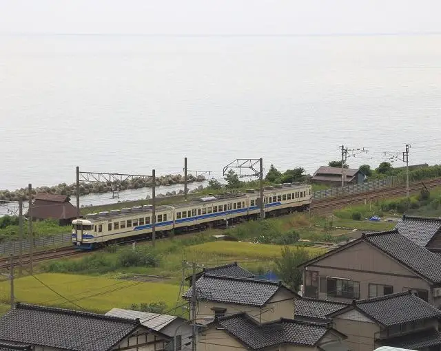 あわら温泉の住み込みリゾートバイト（ホテルの調理補助・接客係など）の画像４