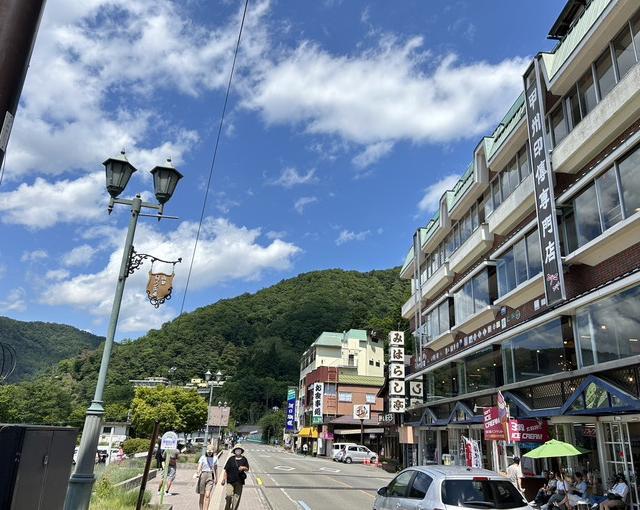 河口湖の住み込みリゾートバイト（ホテルのレストランスタッフ）の画像２