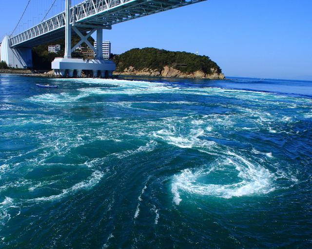 淡路島
の住み込みリゾートバイト（ホテルのレストラン、ベルなど）のサブ画像１