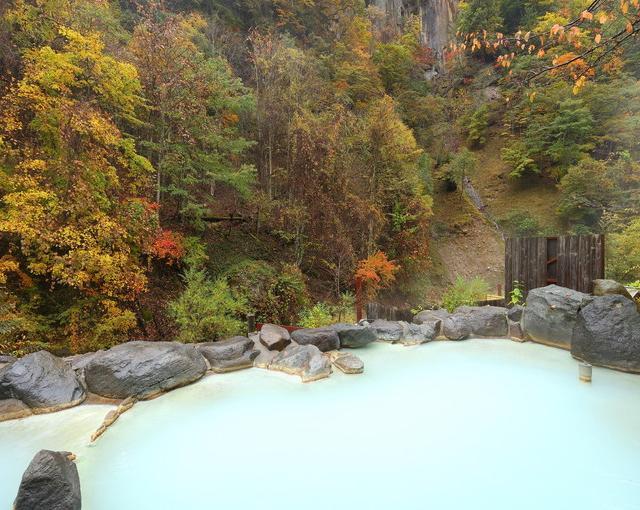 白骨温泉の住み込みリゾートバイト（旅館の裏方などのお仕事）の画像４