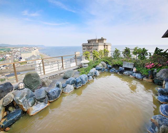 函館の住み込みリゾートバイト（旅館のレストラン、調理など）の画像４