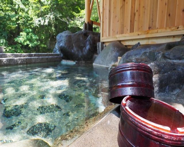 北湯沢の住み込みリゾートバイト（ホテルのレストラン、売店）のサブ画像１