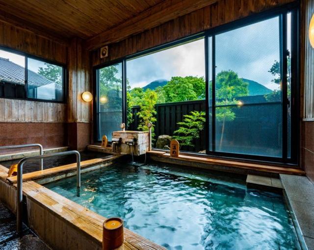 由布院の住み込みリゾートバイト（旅館のレストラン）のサブ画像１