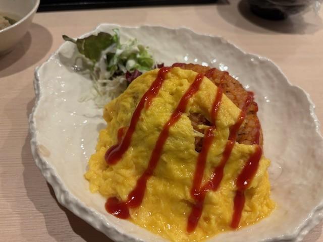 熱海の住み込みリゾートバイト（旅館のレストラン、フロント）のサブ画像４