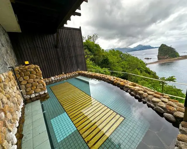 伊豆の住み込みリゾートバイト（ホテルの全般業務）の画像３