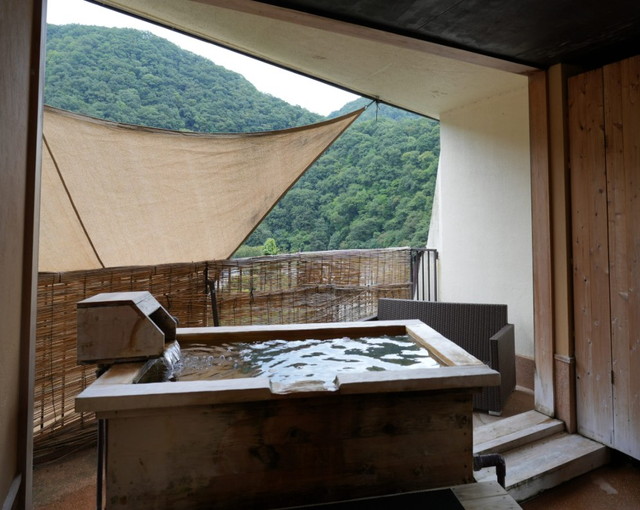 川治温泉の住み込みリゾートバイト（全般業務）の画像２