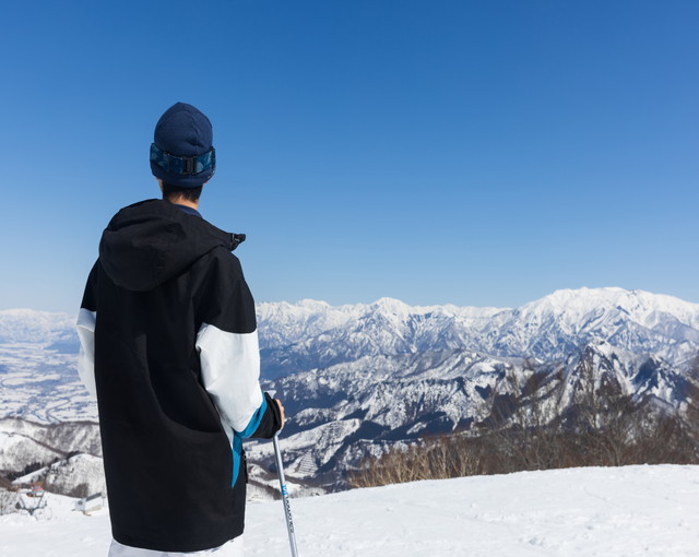 越後湯沢の住み込みスキー場バイト（スキー場のお仕事）の画像２