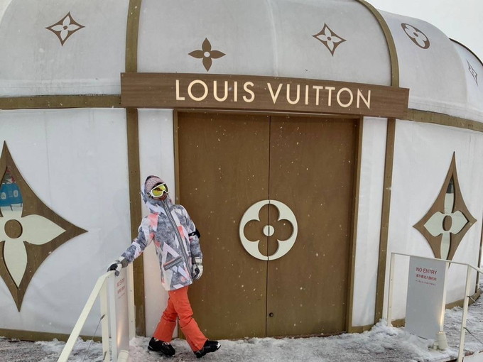 ニセコの住み込みスキー場バイト（ホテルのパティスリー業務など）の画像２