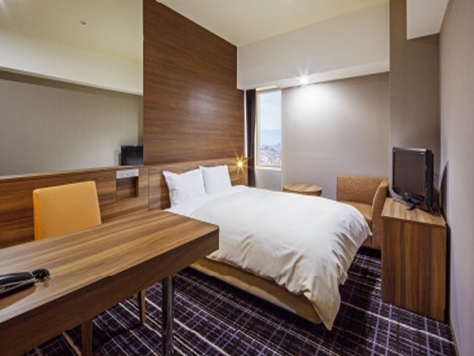 甲府の住み込みリゾートバイト（ホテルでのレストラン、フロントなど）のサブ画像１