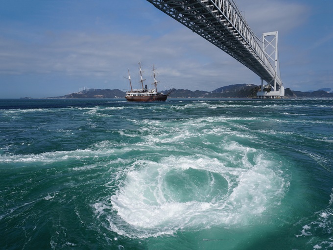 鳴門の住み込みリゾートバイト（ホテルのレストラン、ベルなど）のサブ画像５