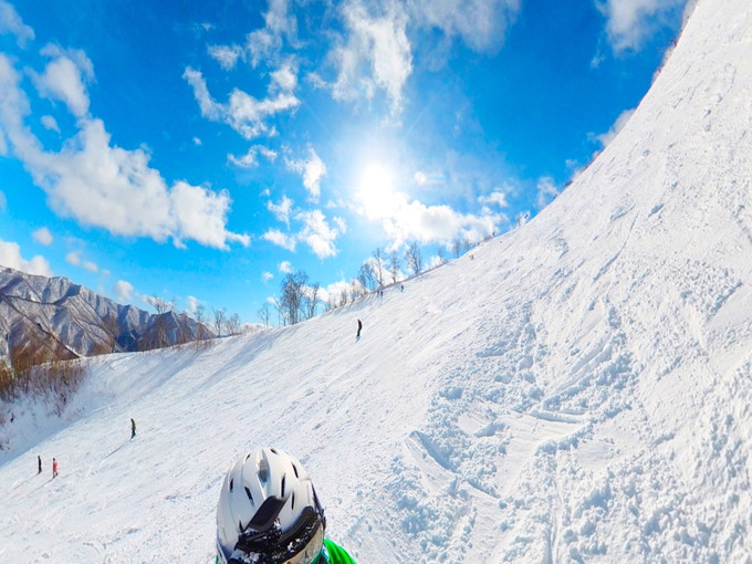 苗場の住み込みスキー場バイト（ホテル・スキー場のホール、リフトなど）の画像３