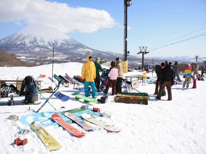 北海道/ニセコの【スキー場のお仕事】