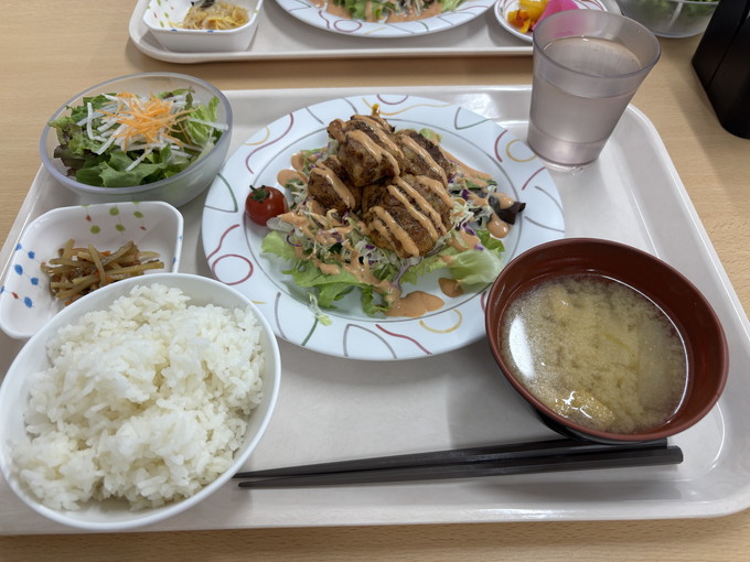 軽井沢の住み込みリゾートバイト（ホテルのレストラン、フロントなど）のサブ画像２